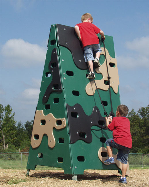 Camo Climber Challenge Fitness Course Section