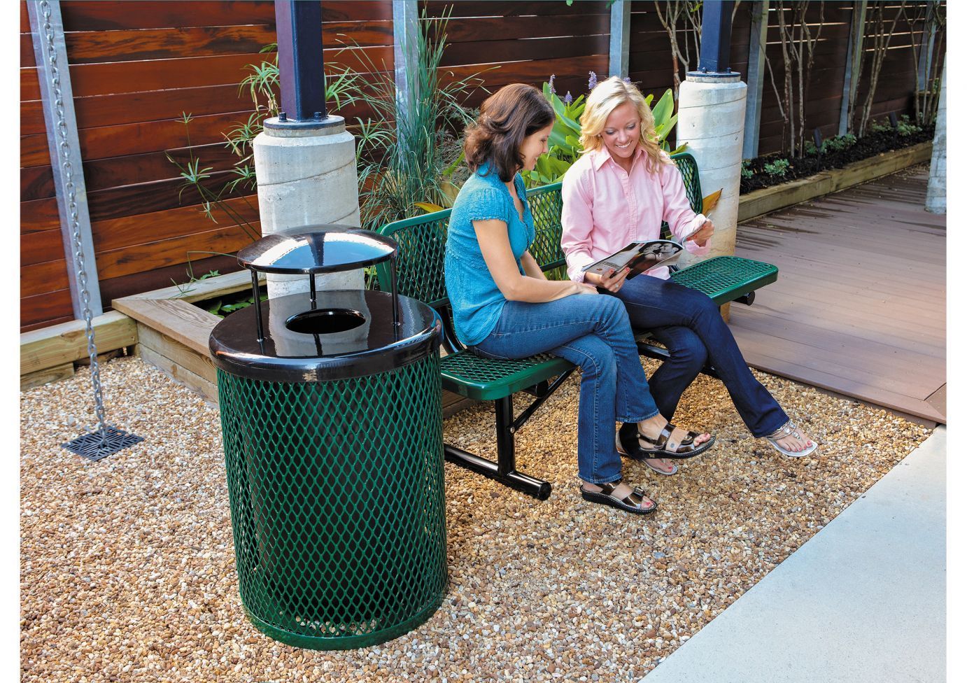 Diamond Trash Receptacle with Line (32 or 55 Gallon), Multiple Lid Options